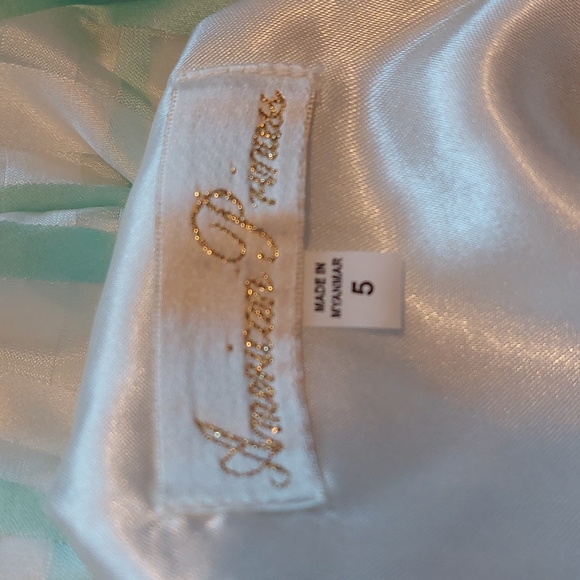 Girl's white & mint striped ball dress - Picture 3 of 4